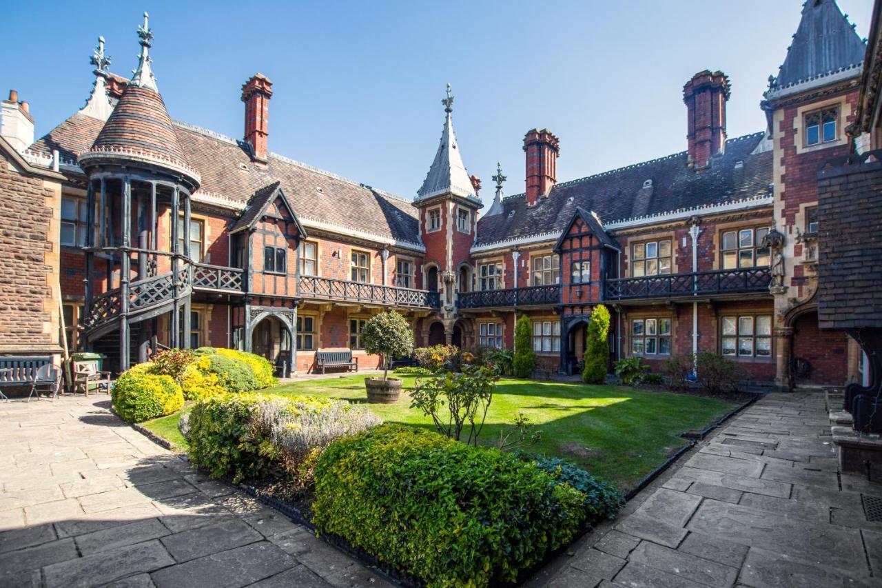 Centrally-Located Flat In Stunning Period Building Bristol Exterior foto